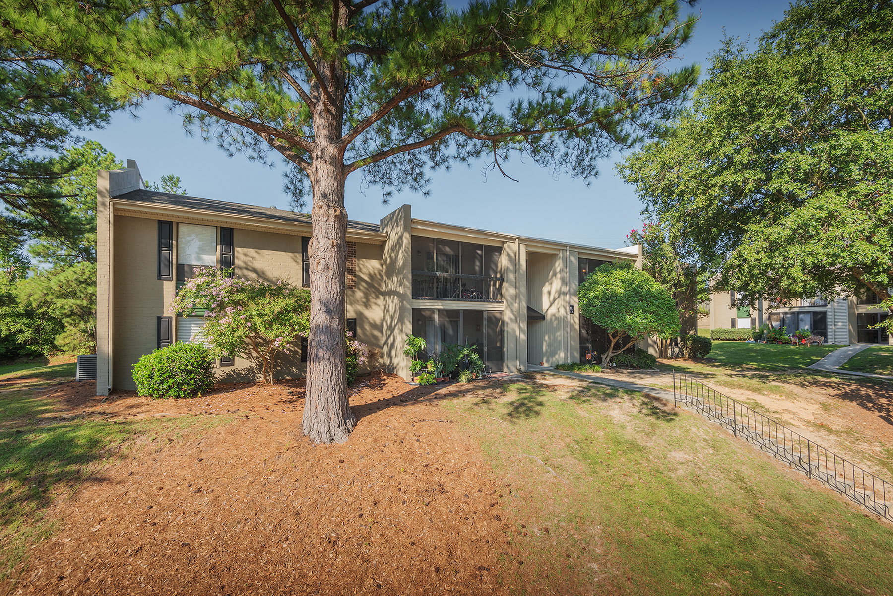 Quail Hollow & West Winds The Multifamily Advisory Group at Cushman